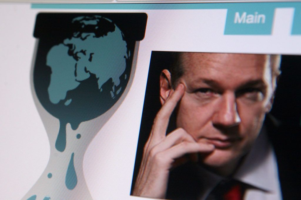 wikileaks julian assange
