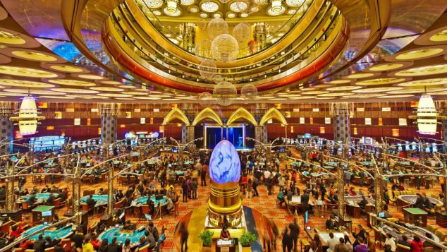 Macau’s Gambling Operators Panic as Digital Yuan Threatens Industry