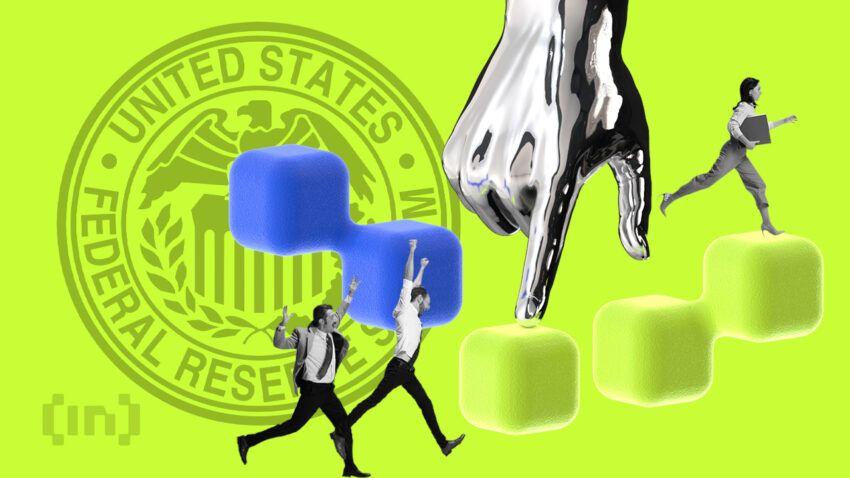Experts Predict Bitcoin&#8217;s Future Hinges on Federal Reserve&#8217;s Next Move: Crash Like 2022 or New Highs?